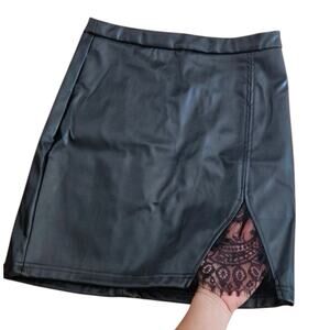 Emery Rose Black Mini Skirt Womens XL Faux Leather Lace Slit